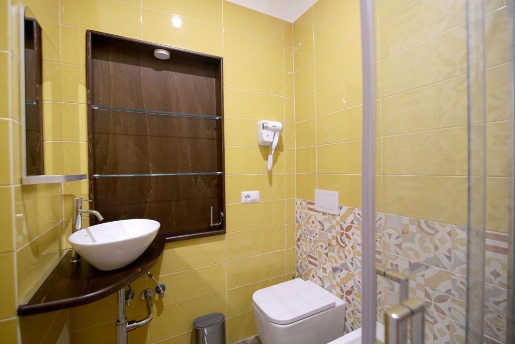 Antica Residenza Fusco Hotell Neapel Exteriör bild